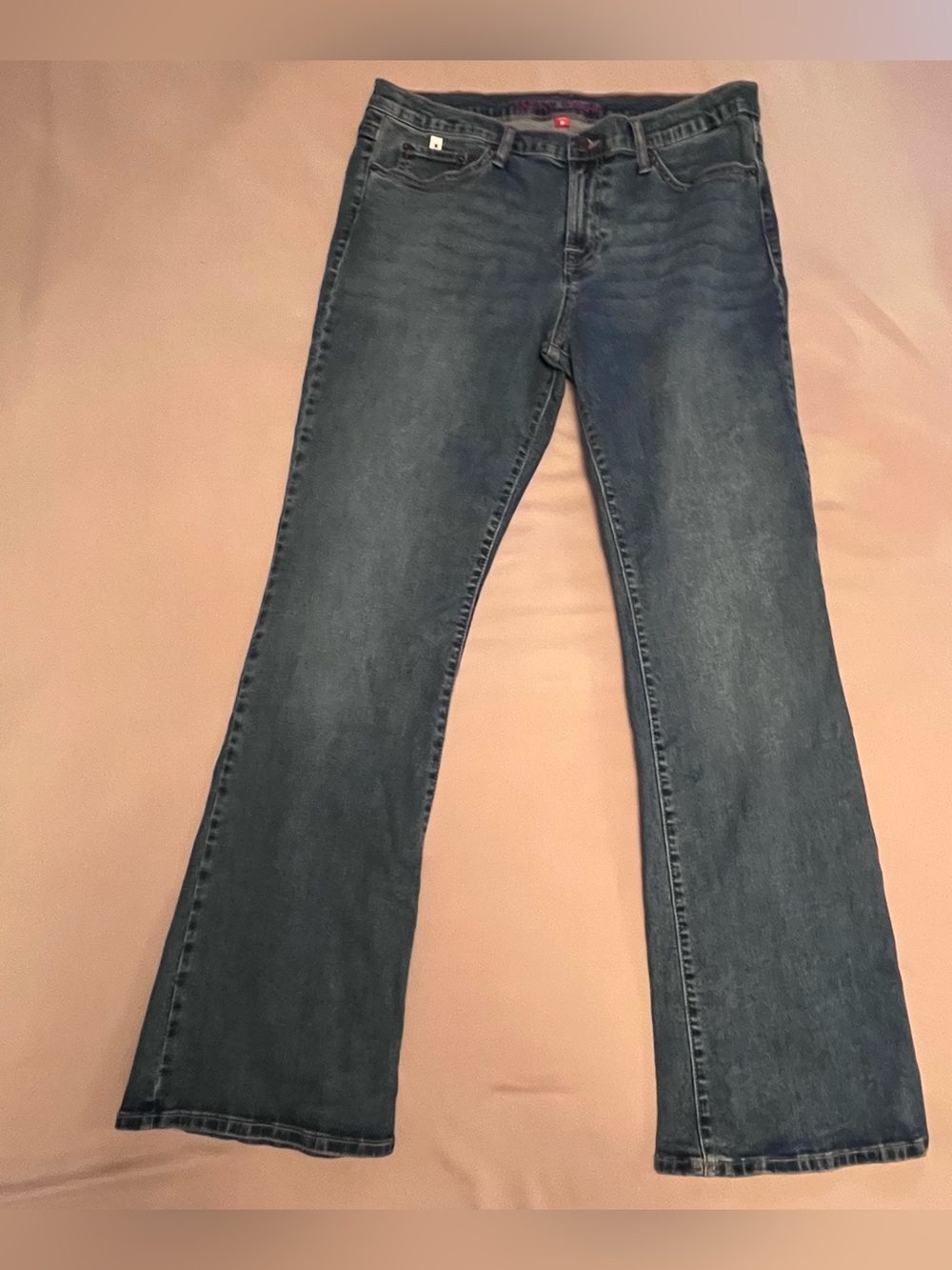 Lucky Brand Woman’s Med-Rise Bootcut Blue Jeans